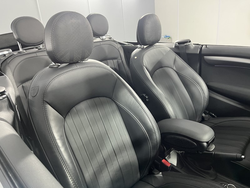 Used MINI Convertible 2022 for sale - 76980821: Photo 11