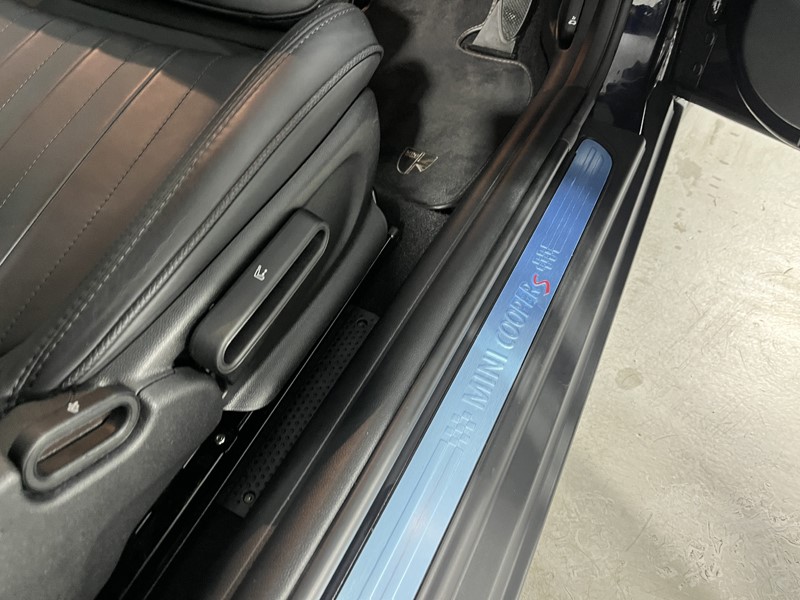 Used MINI Convertible 2022 for sale - 76980821: Photo 18