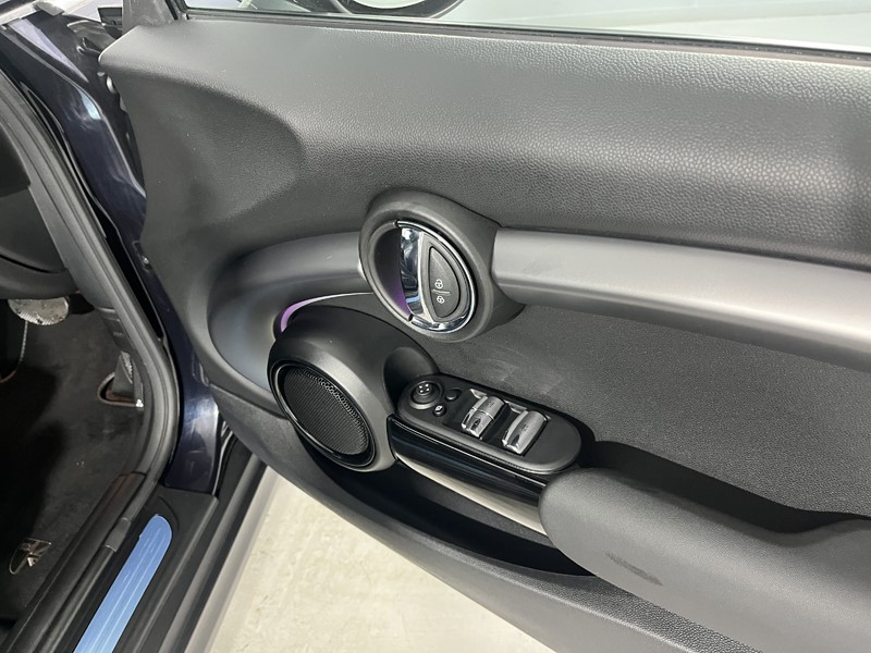 Used MINI Convertible 2022 for sale - 76980821: Photo 19