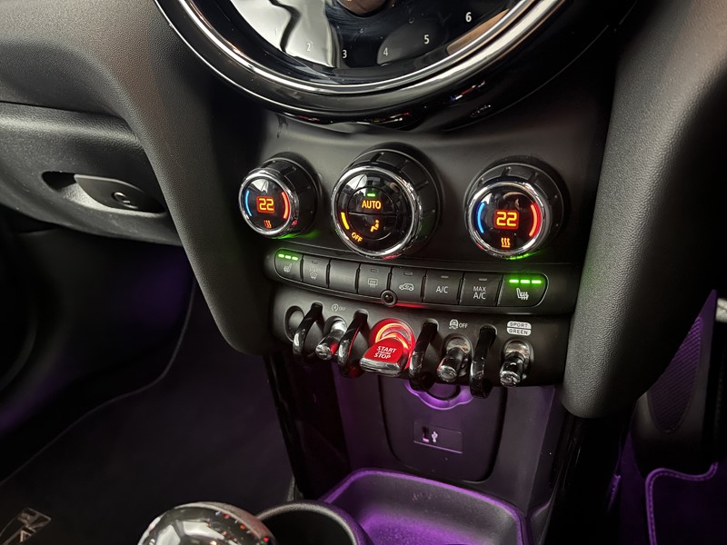 Used MINI Convertible 2022 for sale - 76980821: Photo 29