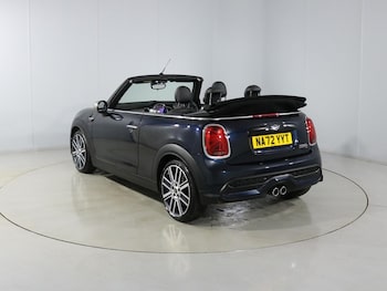 Used MINI Convertible 2022 for sale - 76980821: Photo