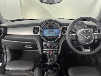 Used MINI Convertible 2022 for sale - 76980821: Photo