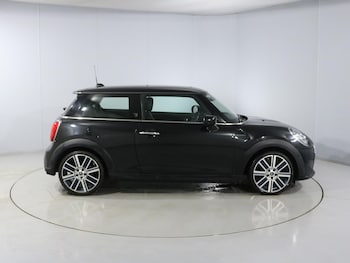 Used MINI Hatch 2022 for sale - 77567403: Photo