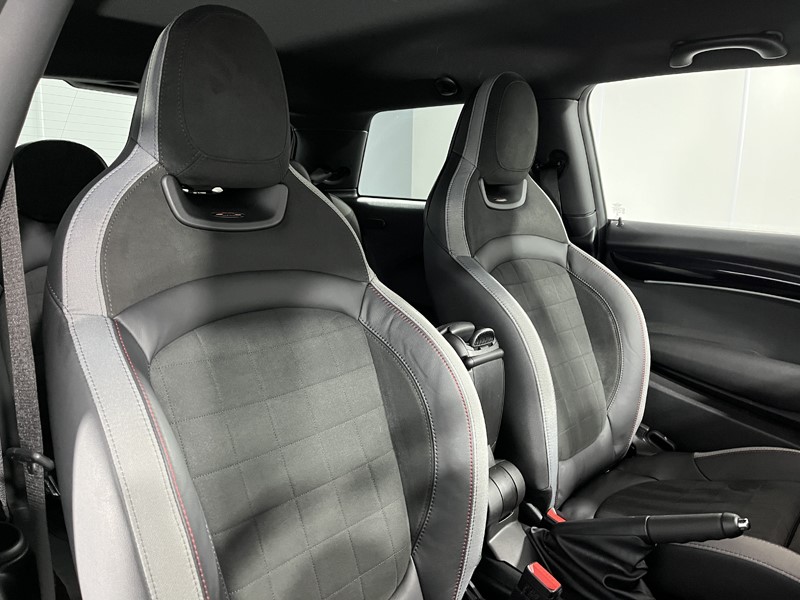 Used MINI Hatch 2023 for sale - 77179623: Photo 11