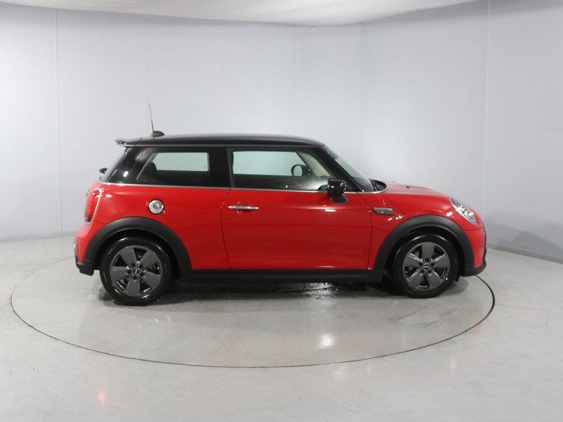 Used MINI Hatch 2022 for sale - 77589865: Photo 3
