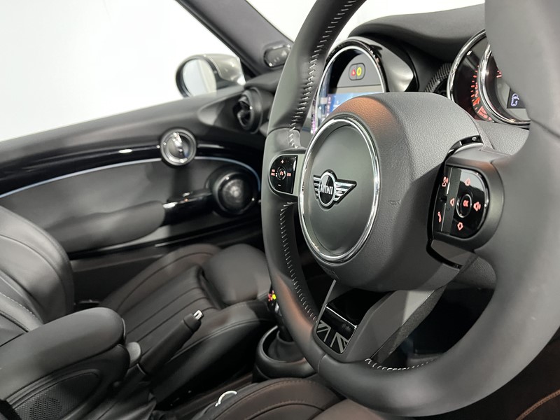 Used MINI Hatch 2022 for sale - 77326470: Photo 23