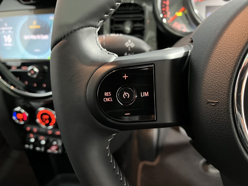 Used MINI Hatch 2022 for sale - 77326470: Photo 24