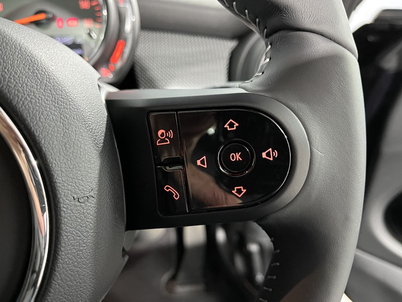 Used MINI Hatch 2022 for sale - 77326470: Photo 25