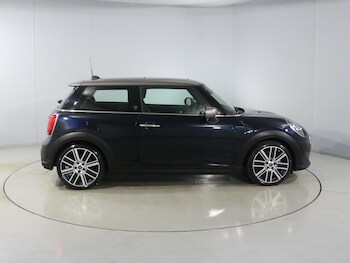 Used MINI Hatch 2022 for sale - 77326470: Photo
