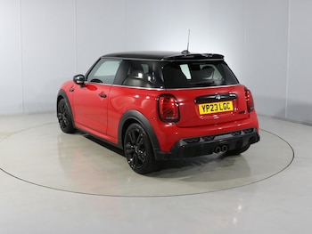 Used MINI Hatch 2023 for sale - 76981562: Photo