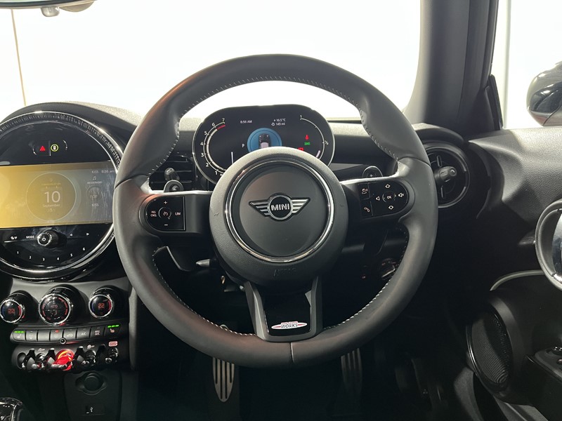 Used MINI Hatch 2023 for sale - 76981562: Photo 5