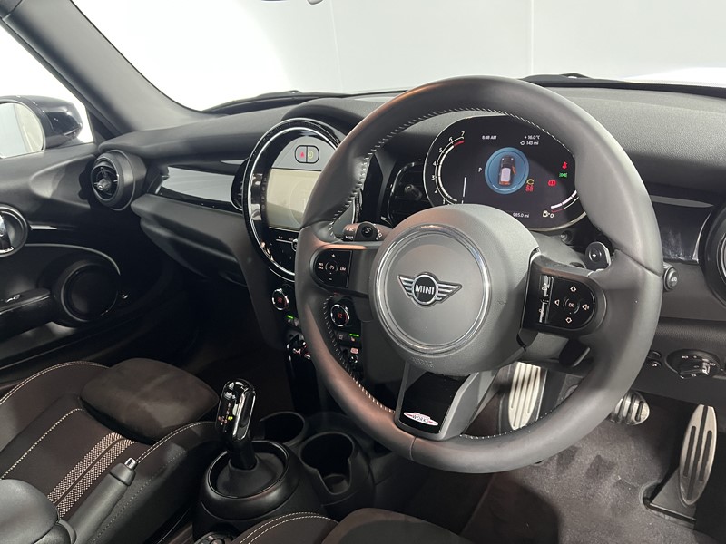 Used MINI Hatch 2023 for sale - 76981562: Photo 6