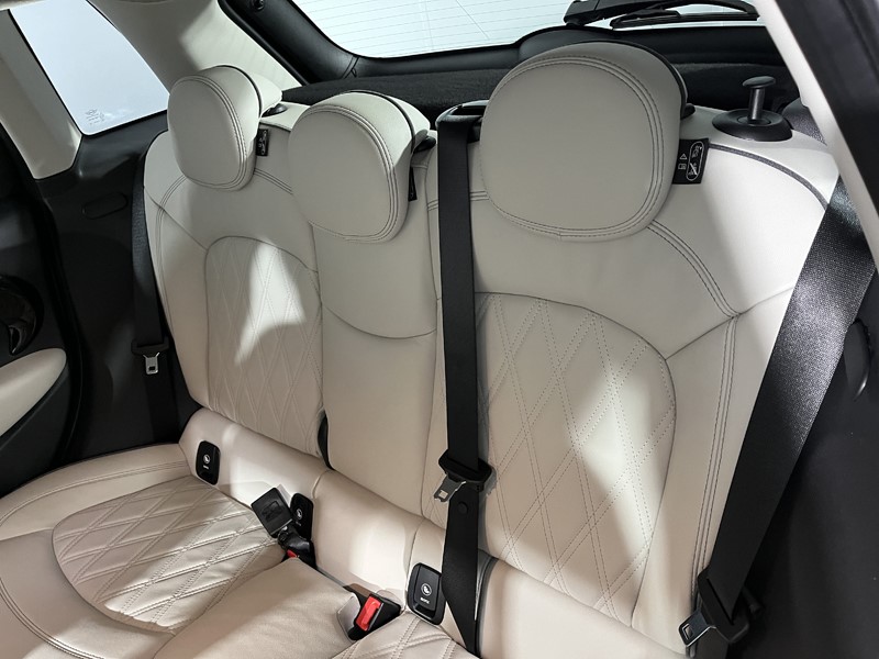 Used MINI Hatch 2020 for sale - 77519374: Photo 12