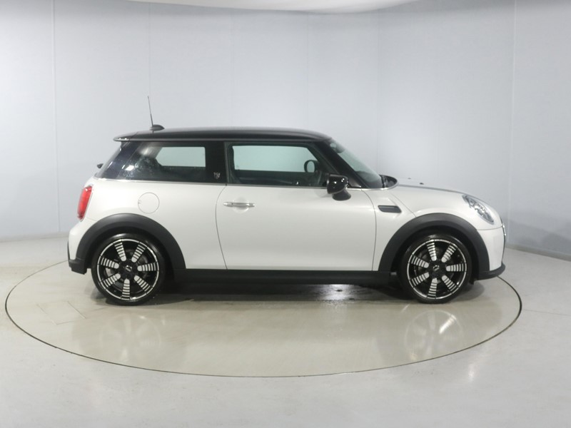 Used MINI Hatch 2022 for sale - 78067141: Photo 3