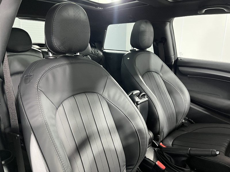 Used MINI Hatch 2023 for sale - 77435250: Photo 11