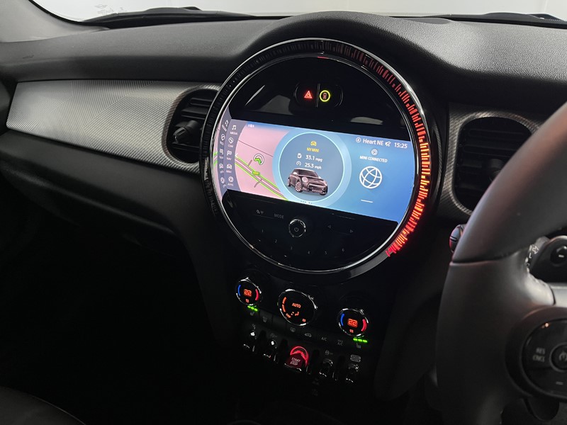 Used MINI Hatch 2023 for sale - 77435250: Photo 8