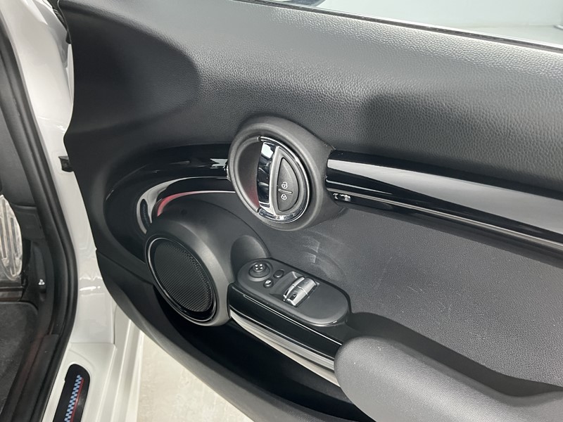 Used MINI Hatch 2023 for sale - 76981496: Photo 19