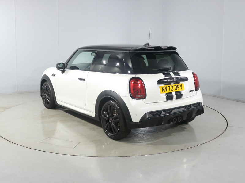 Used MINI Hatch 2023 for sale - 76981496: Photo 2