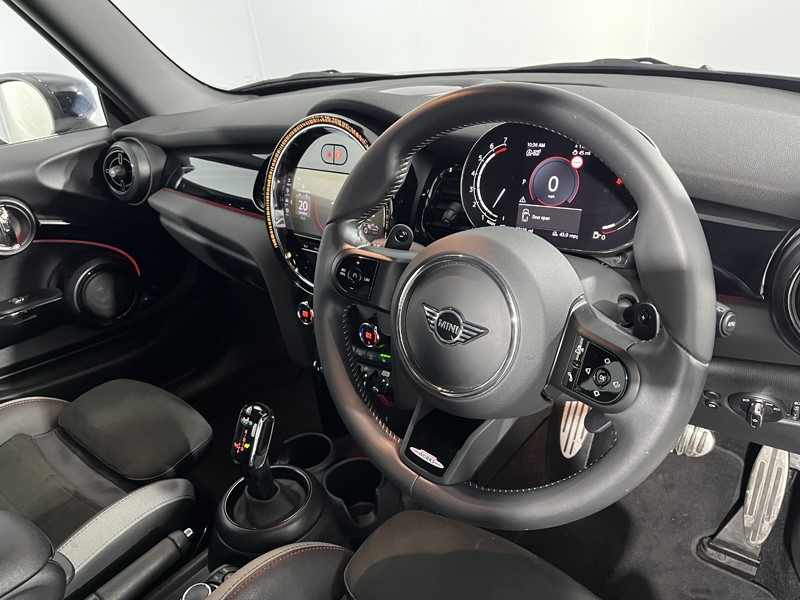 Used MINI Hatch 2023 for sale - 76981496: Photo 6