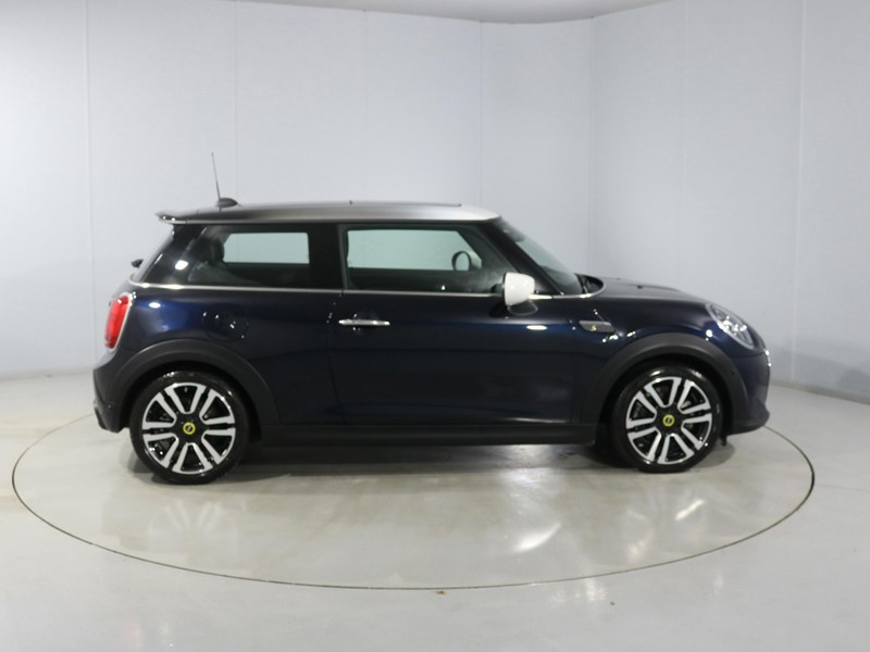 Used MINI Hatch 2023 for sale - 76981101: Photo 3