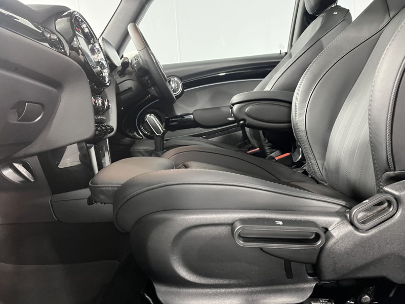 Used MINI Hatch 2023 for sale - 76981101: Photo 37