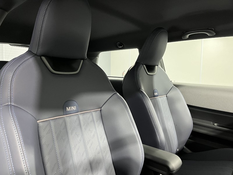 Used MINI Cooper 2024 for sale - 76981237: Photo 11