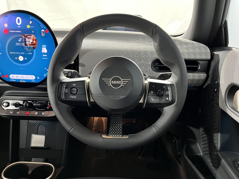 Used MINI Cooper 2024 for sale - 76981237: Photo 5