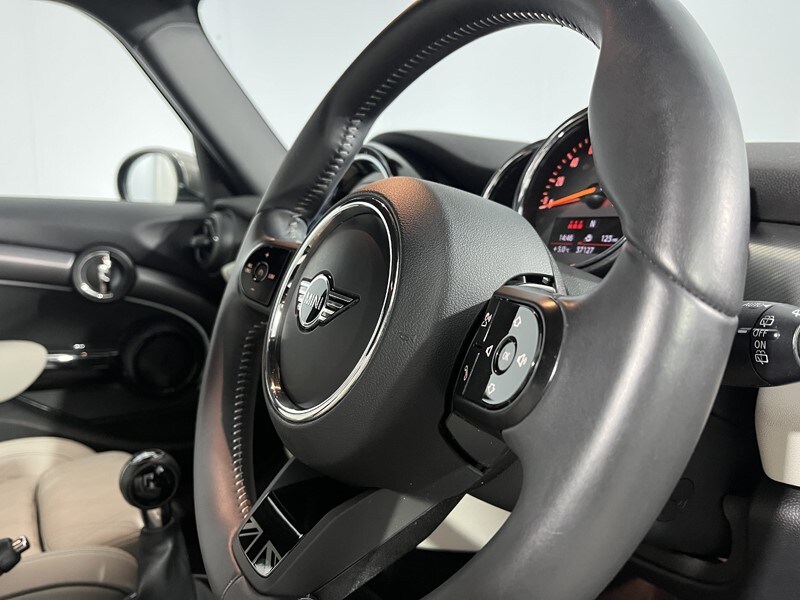 Used MINI Hatch 2022 for sale - 77602040: Photo 21