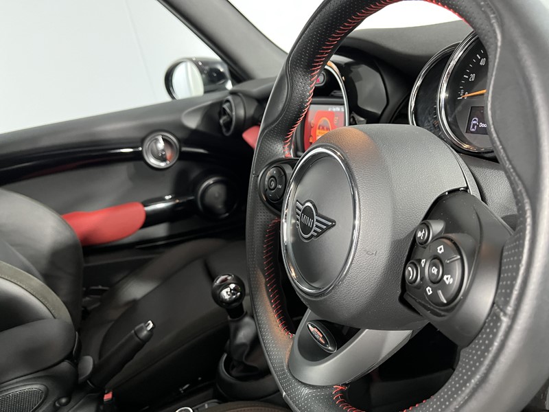 Used MINI Convertible 2020 for sale - 76981282: Photo 21