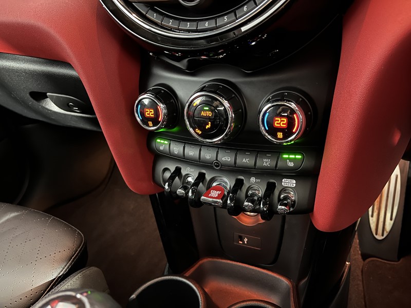 Used MINI Convertible 2020 for sale - 76981282: Photo 29