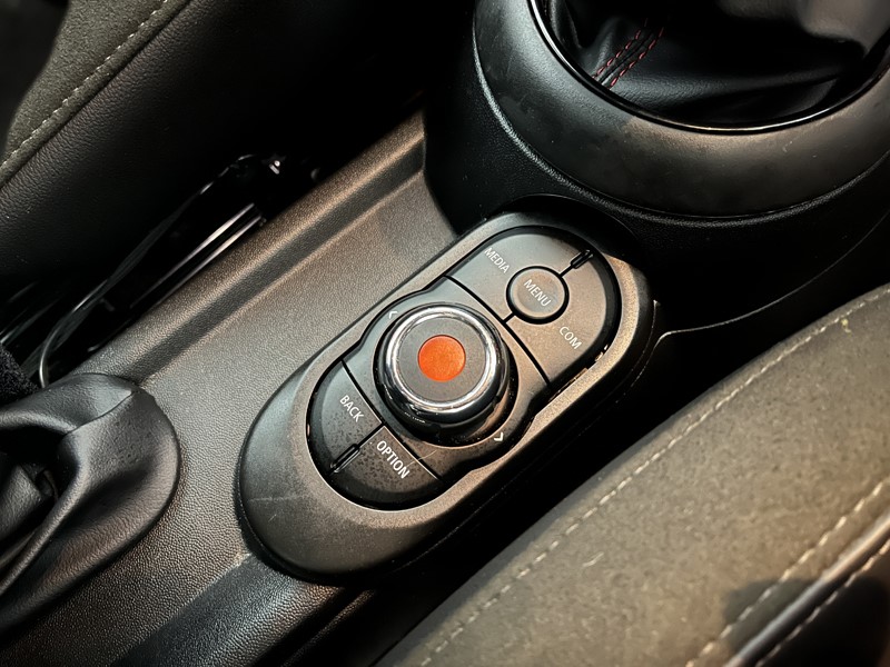 Used MINI Convertible 2020 for sale - 76981282: Photo 31