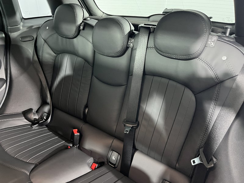 Used MINI Hatch 2022 for sale - 77326474: Photo 12