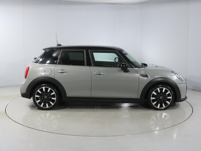 Used MINI Hatch 2022 for sale - 77326474: Photo 3
