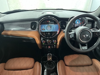 Used MINI Hatch 2023 for sale - 76981325: Photo