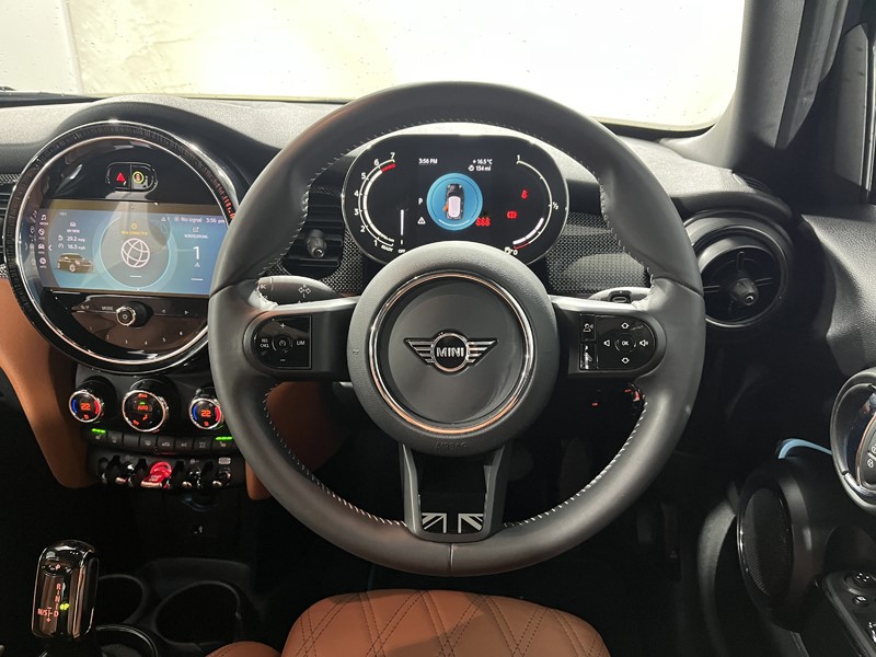 Used MINI Hatch 2023 for sale - 76981325: Photo 5