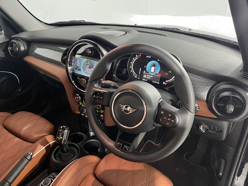 Used MINI Hatch 2023 for sale - 76981325: Photo 6