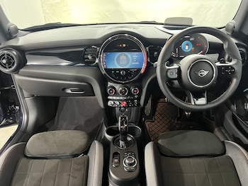 Used MINI Hatch 2022 for sale - 78411977: Photo