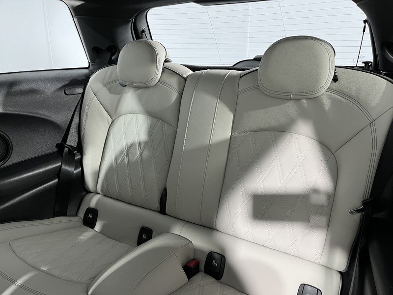 Used MINI Hatch 2023 for sale - 77220402: Photo 12