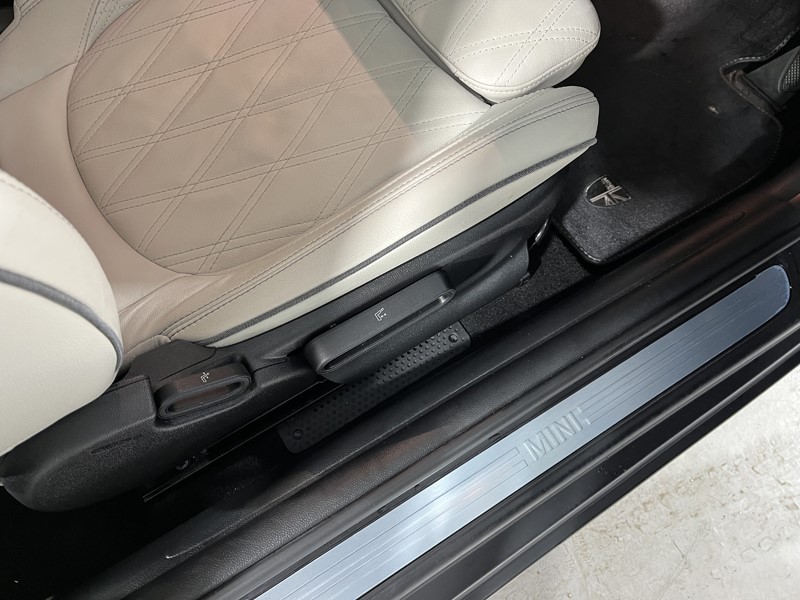 Used MINI Hatch 2023 for sale - 77220402: Photo 18