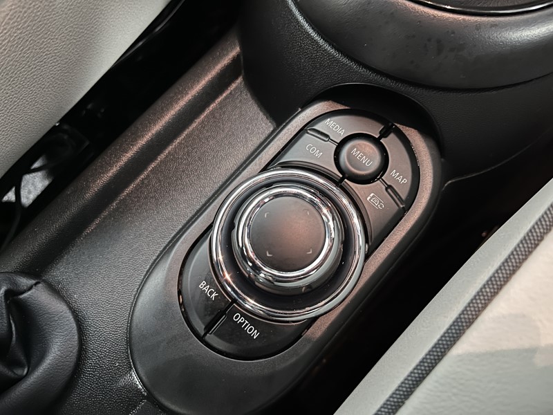 Used MINI Hatch 2023 for sale - 77220402: Photo 32