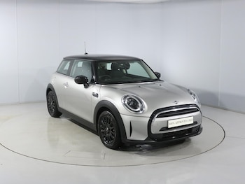 Used MINI Hatch 2022 for sale - 77001367: Photo