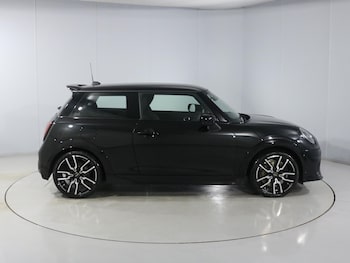 Used MINI Cooper 2025 for sale - 78329006: Photo