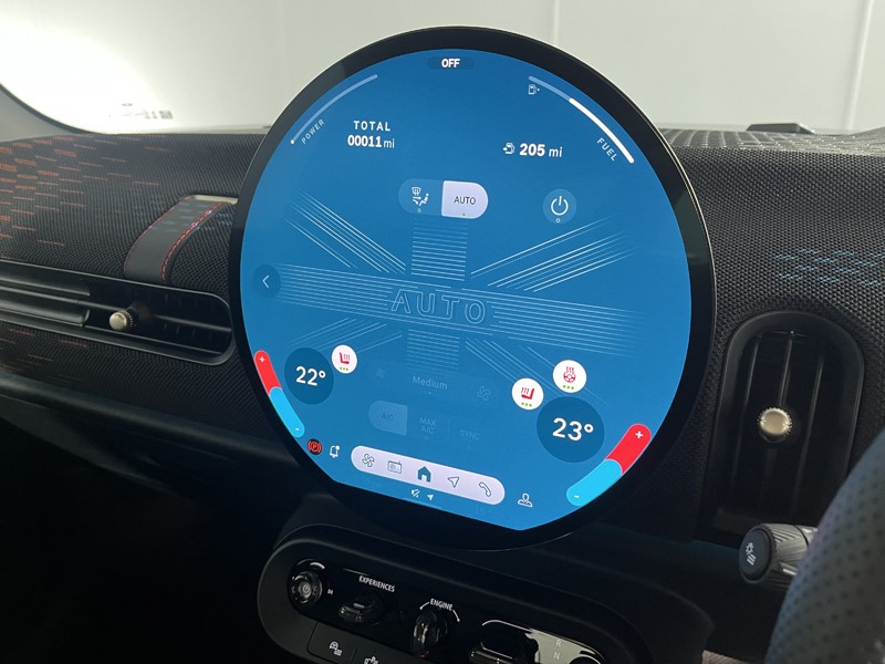 Used MINI Cooper 2025 for sale - 76982336: Photo 30