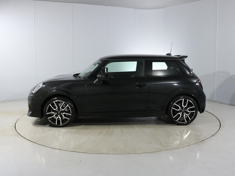 Used MINI Cooper 2025 for sale - 76982336: Photo 43