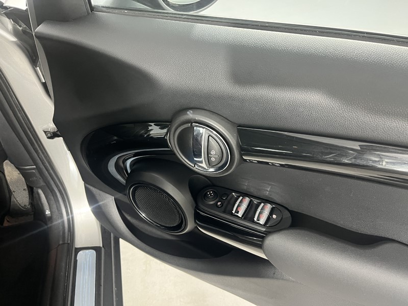 Used MINI Hatch 2023 for sale - 77981201: Photo 19