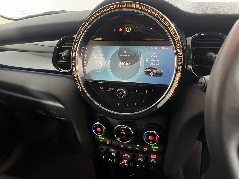 Used MINI Hatch 2023 for sale - 77981201: Photo 8