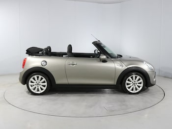 Used MINI Convertible 2017 for sale - 78344068: Photo