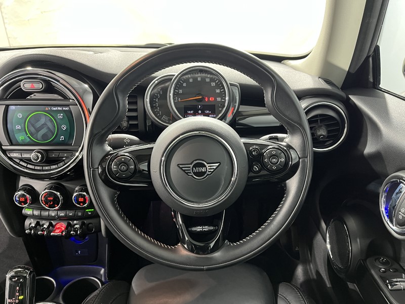 Used MINI Hatch 2021 for sale - 77718103: Photo 5