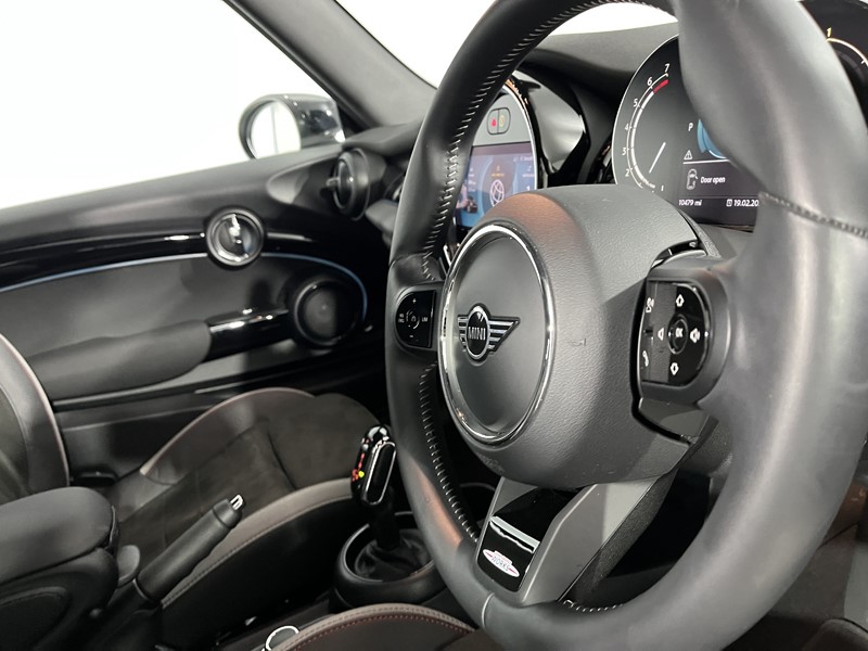 Used MINI Convertible 2023 for sale - 77619364: Photo 21