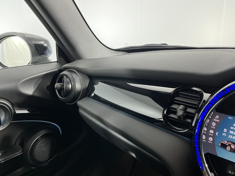 Used MINI Convertible 2023 for sale - 77619364: Photo 25